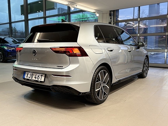 Volkswagen Golf-Serie 5 of 21