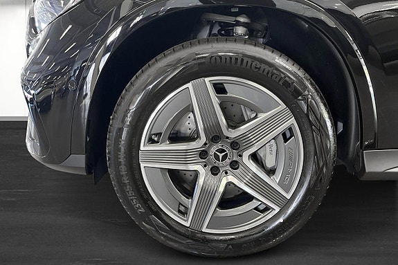 Mercedes-Benz GLC300 e 5 of 5