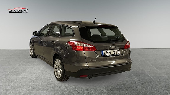 Ford Focus 4 of 5