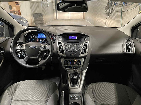 Ford Focus 14 of 21