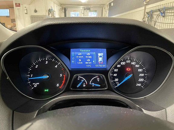 Ford Focus 16 of 21