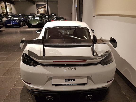 Porsche 718 Cayman GT4 RS 5 of 5