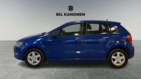 Volkswagen Polo 2 of 5