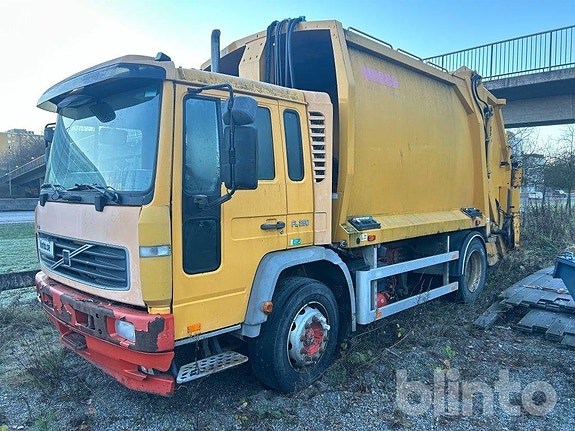 Sopbil / Lastbil VOLVO FL6(E) 618 BAKLYFT