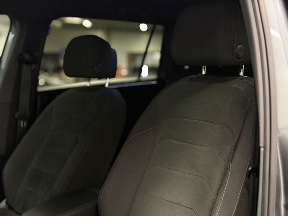 Volkswagen Tiguan Allspace 14 of 27