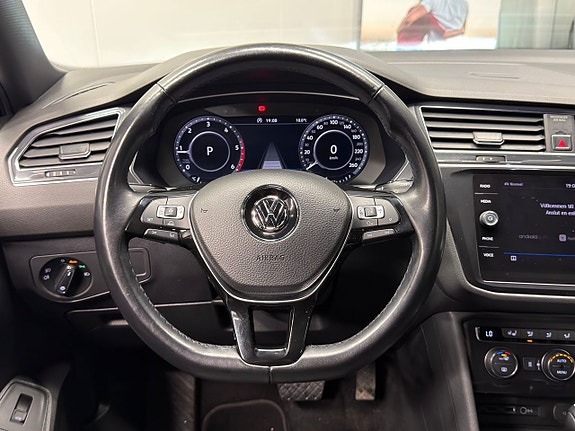Volkswagen Tiguan Allspace 17 of 27