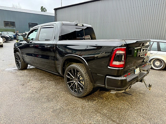 Dodge RAM 1500 4 of 5