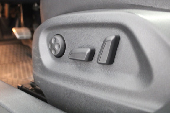 Volkswagen Tiguan 15 of 17