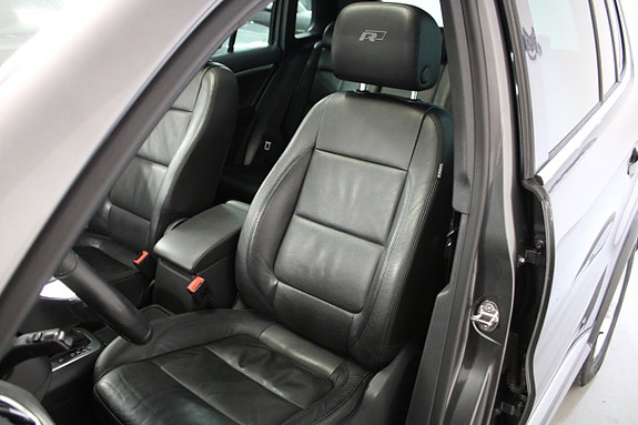 Volkswagen Tiguan 14 of 17