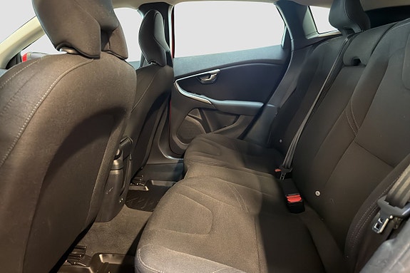 Volvo V40 10 of 18