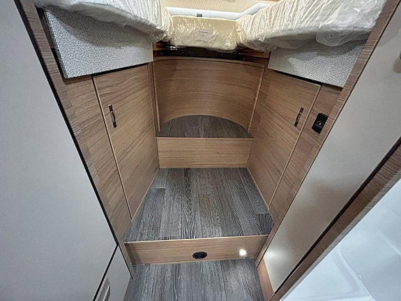 Knaus VAN TI VANSATION 650 MEG AUTOMAT ADAPTIV FARTHÅLLARE 22 of 30