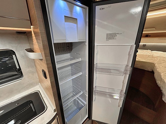 Knaus VAN TI VANSATION 650 MEG AUTOMAT ADAPTIV FARTHÅLLARE 13 of 30