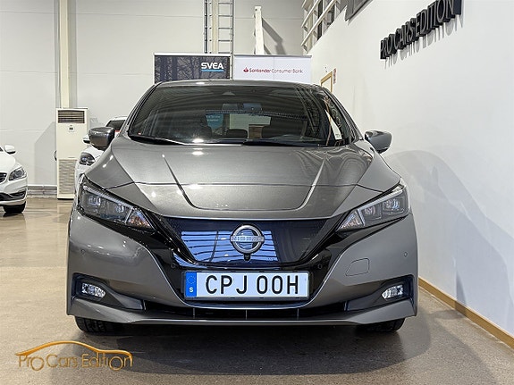 Nissan Leaf 2 of 5