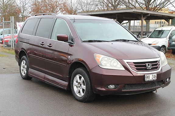 Honda Odyssey 2 of 13