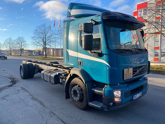 VOLVO FL 300