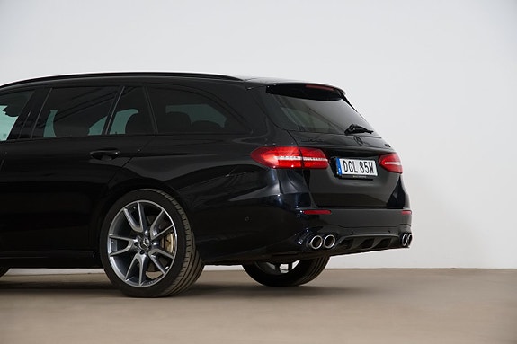 Mercedes-Benz E53 7 of 24