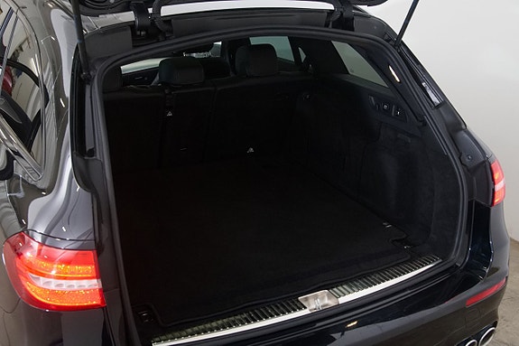 Mercedes-Benz E53 21 of 24