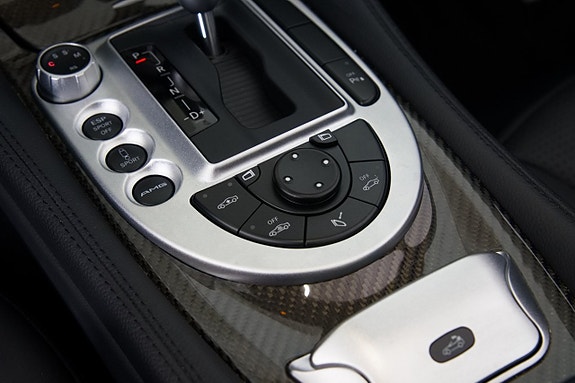 Mercedes-Benz SL63 17 of 23