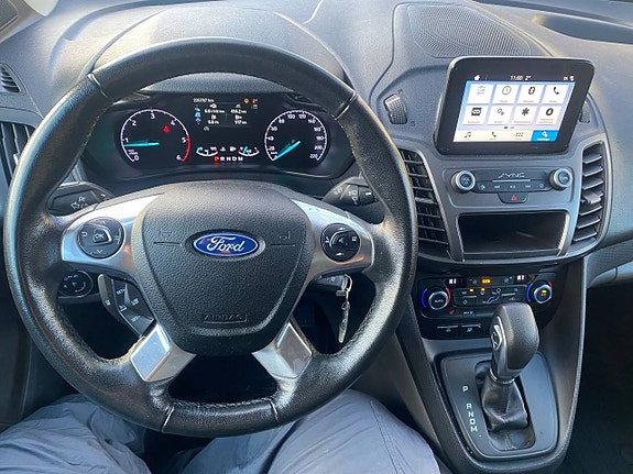 FORD TRANSIT CONNECT 2 of 6