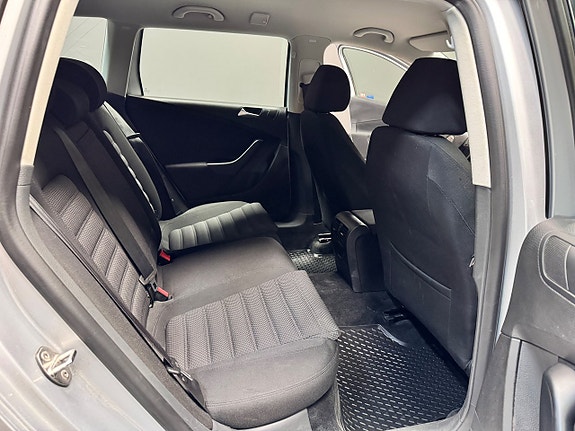 Volkswagen Passat 8 of 9