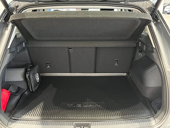 Volkswagen Tiguan 10 of 24