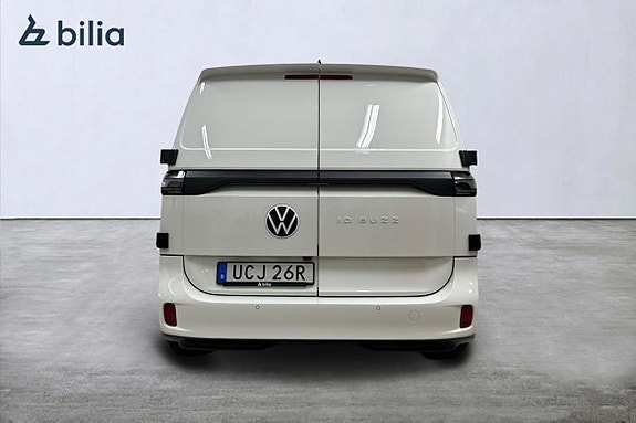 Volkswagen ID. Buzz 4 of 15