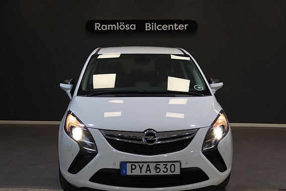 Opel Zafira Tourer 4 of 5