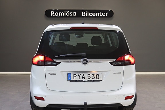 Opel Zafira Tourer 8 of 23