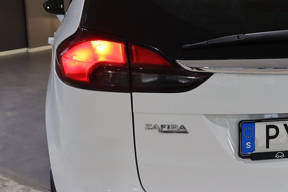 Opel Zafira Tourer 13 of 23