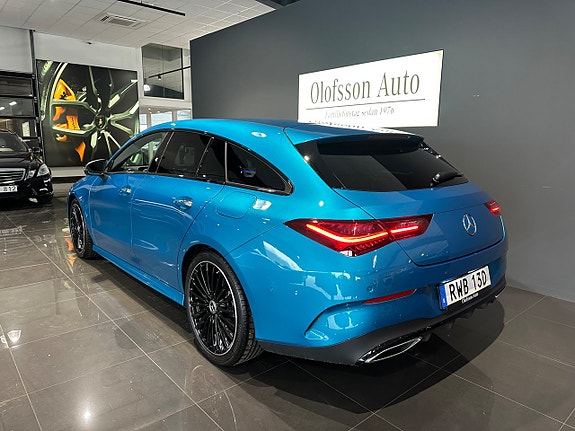 Mercedes-Benz CLA200 3 of 5