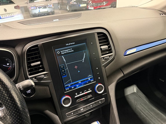 Renault Megane IV 19 of 23