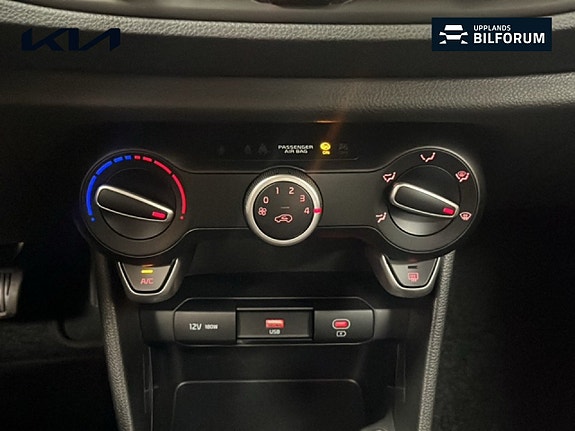 Kia Picanto 13 of 16