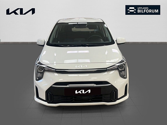 Kia Picanto 2 of 15