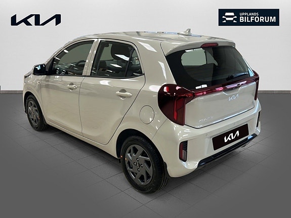 Kia Picanto 6 of 15