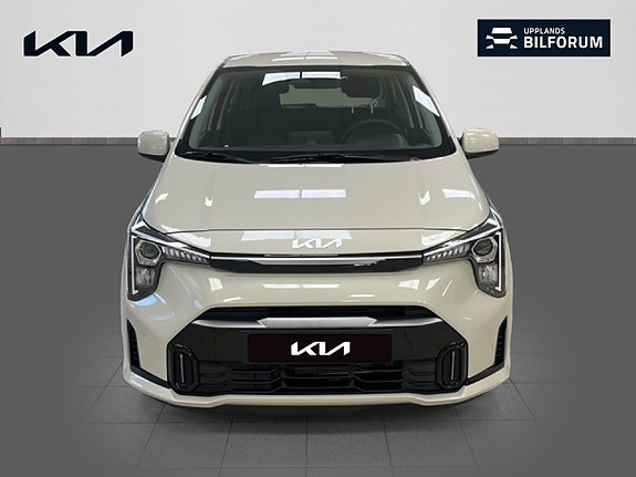 Kia Picanto 2 of 15