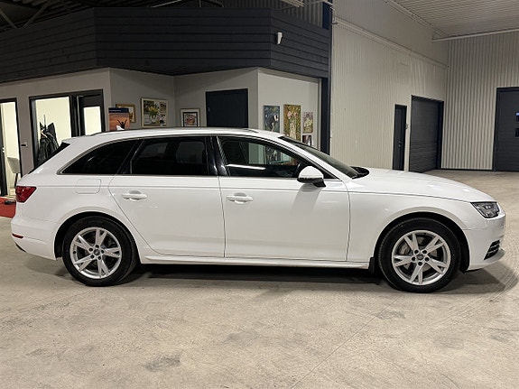 Audi A4 3 of 5