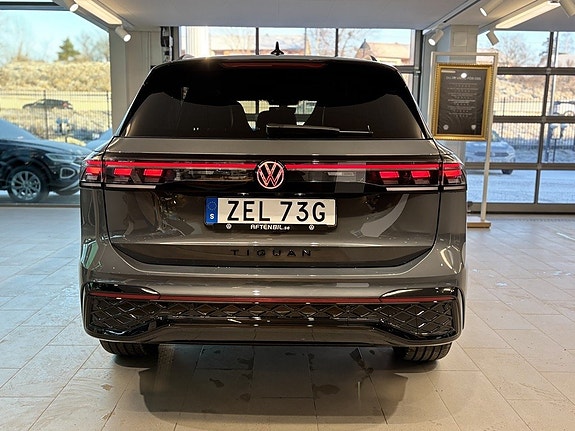 Volkswagen Tiguan 6 of 24