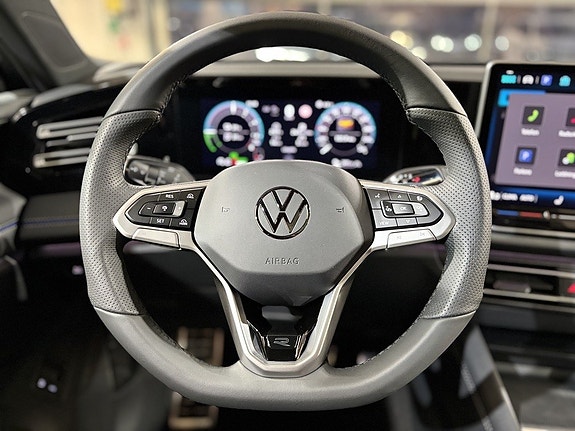Volkswagen Tiguan 9 of 18