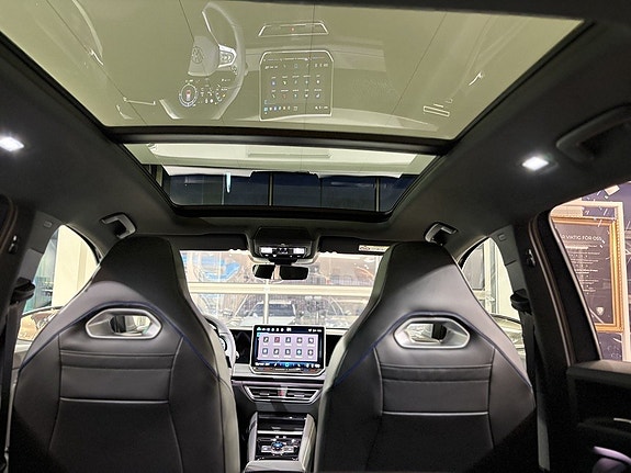 Volkswagen Tiguan 15 of 18