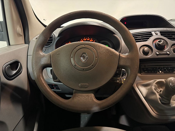 Renault Kangoo Express 15 of 19