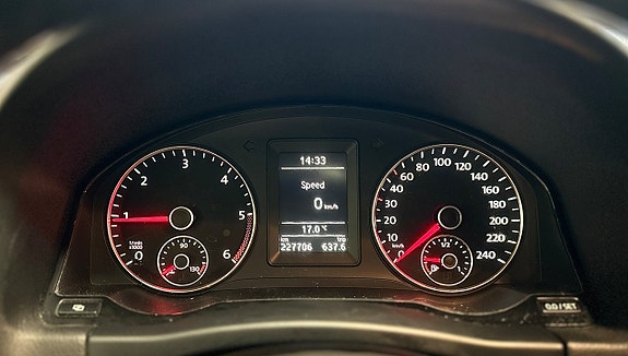 Volkswagen Golf I 17 of 19