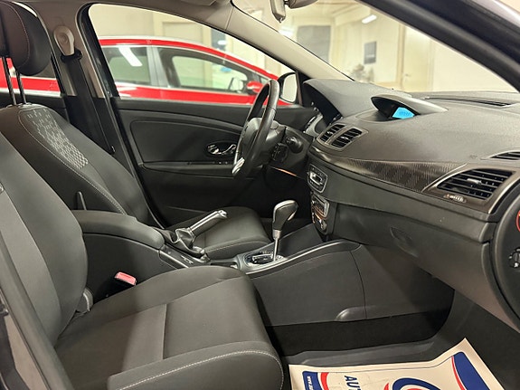 Renault Megane III 9 of 12