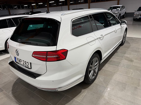 Volkswagen Passat 5 of 5