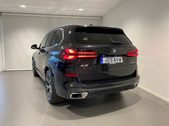 BMW X5 13 of 13
