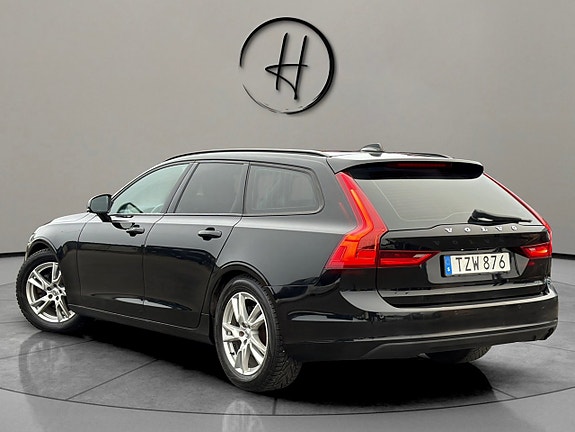 Volvo V90 8 of 22