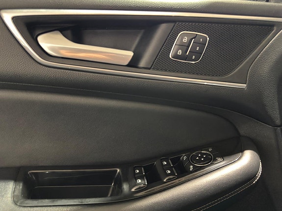 Ford Edge 8 of 22