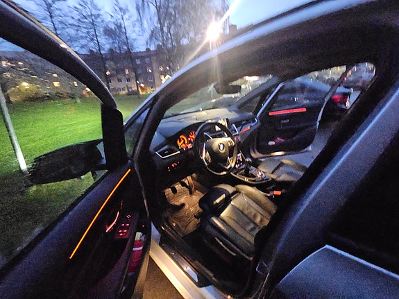 BMW 218d 8 of 9