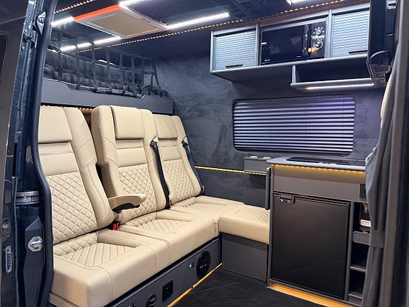 Mercedes-Benz Sprinter 317 13 of 24