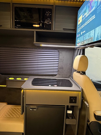 Mercedes-Benz Sprinter 317 12 of 24