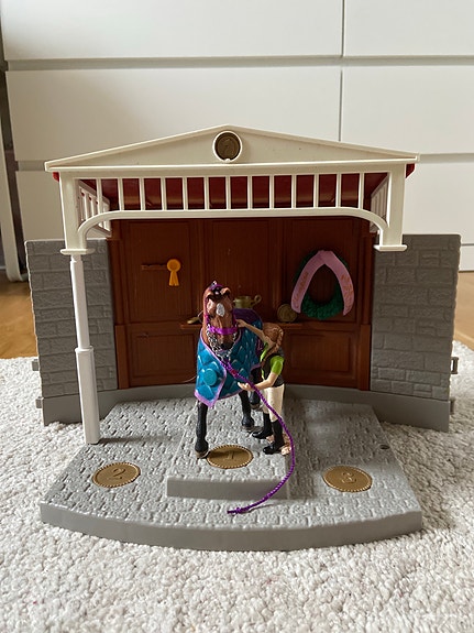 Product image 72 of 85